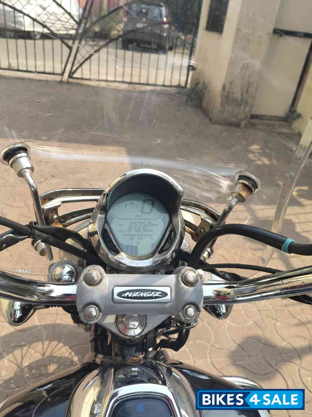 Bajaj Avenger Cruise 220 BS6