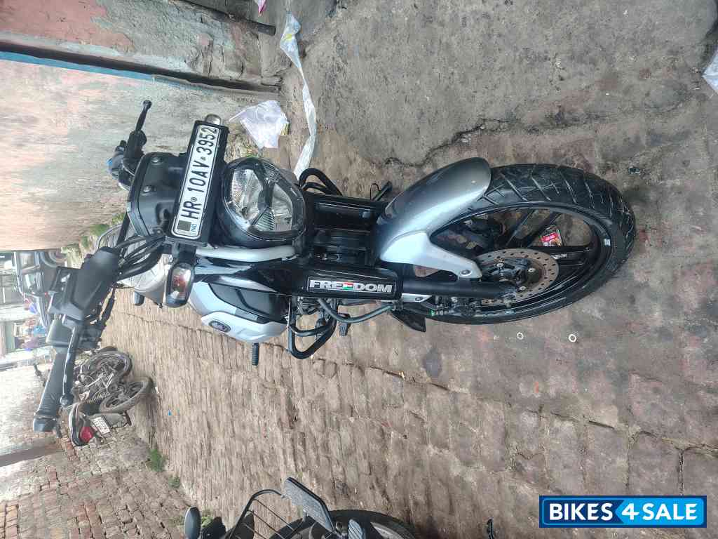 Bajaj Freedom 125 NG04 Disc LED