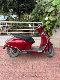 Bajaj Chetak Premium