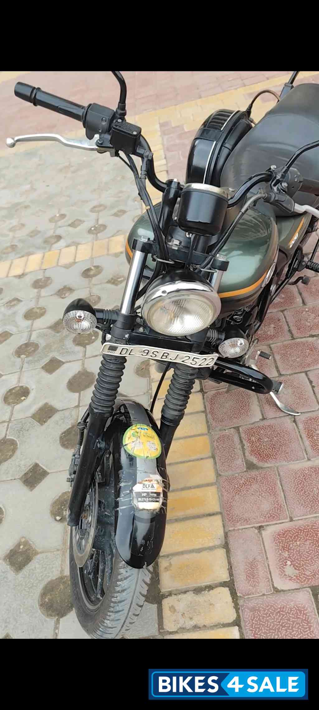 Bajaj Avenger Street 220