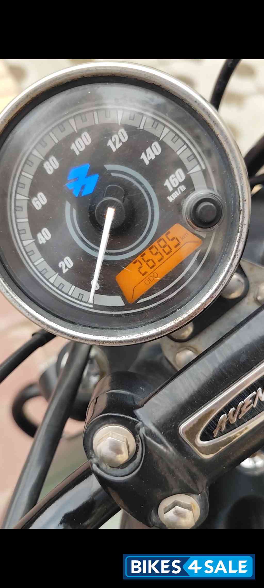 Bajaj Avenger Street 220