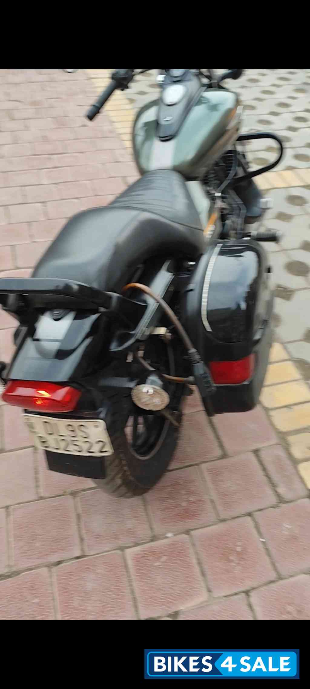 Bajaj Avenger Street 220