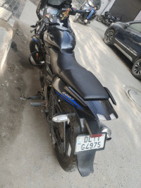 Bajaj Pulsar 220F