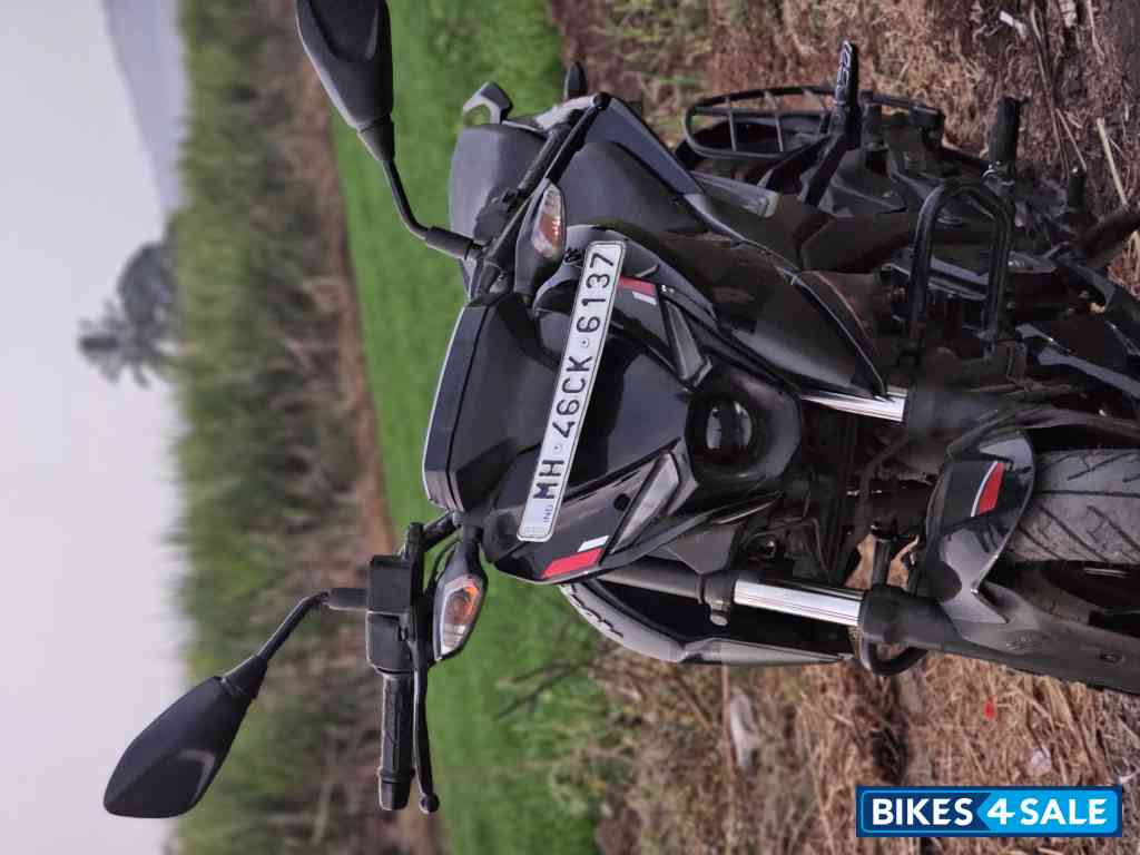 Bajaj Pulsar N160 Dual Channel ABS