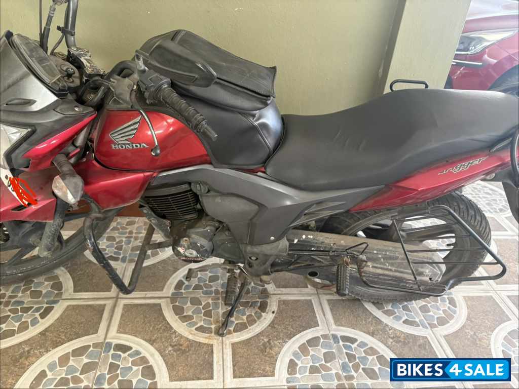 Red Honda CB Trigger