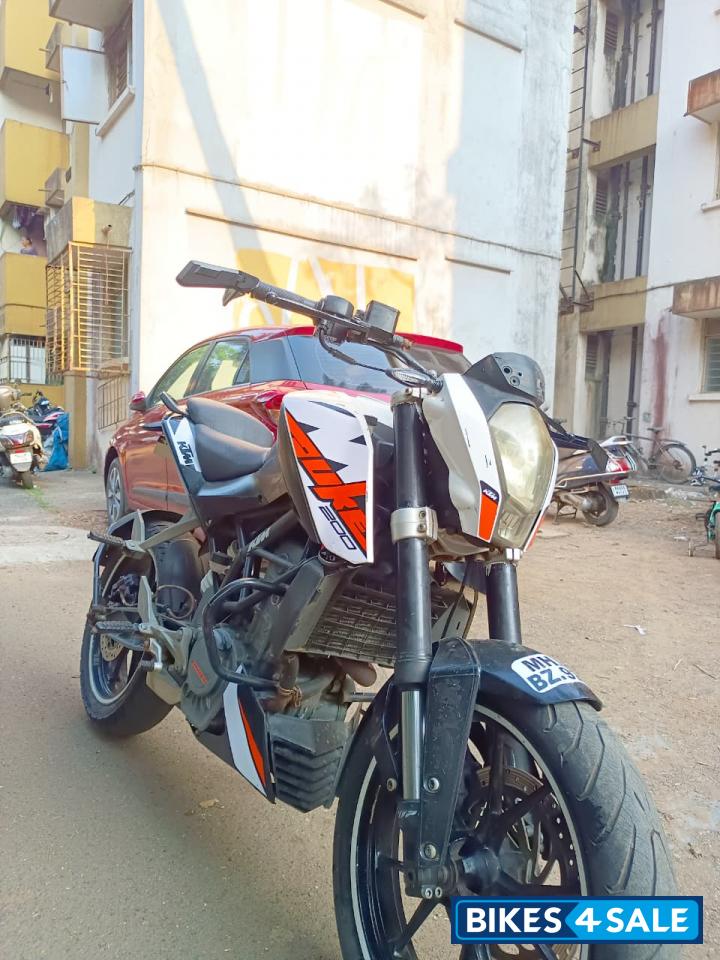KTM Duke 200