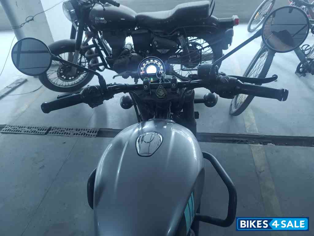 Daper Ash Royal Enfield Hunter 350 Metro