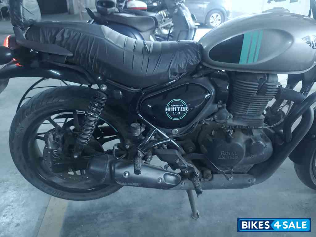 Daper Ash Royal Enfield Hunter 350 Metro