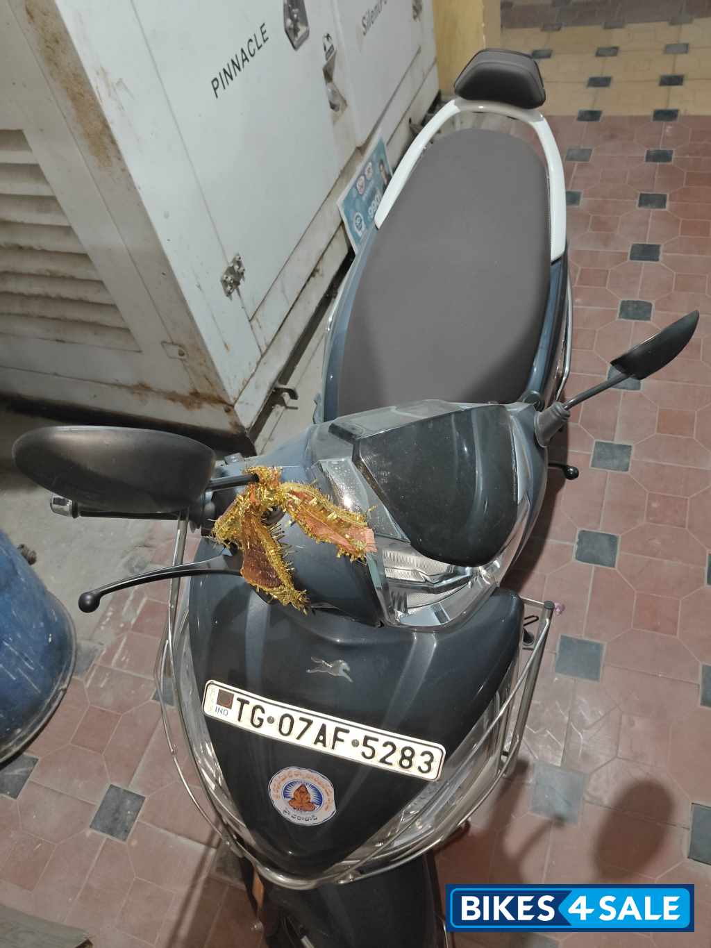 Ivory Grey TVS Jupiter 125 DT SXC