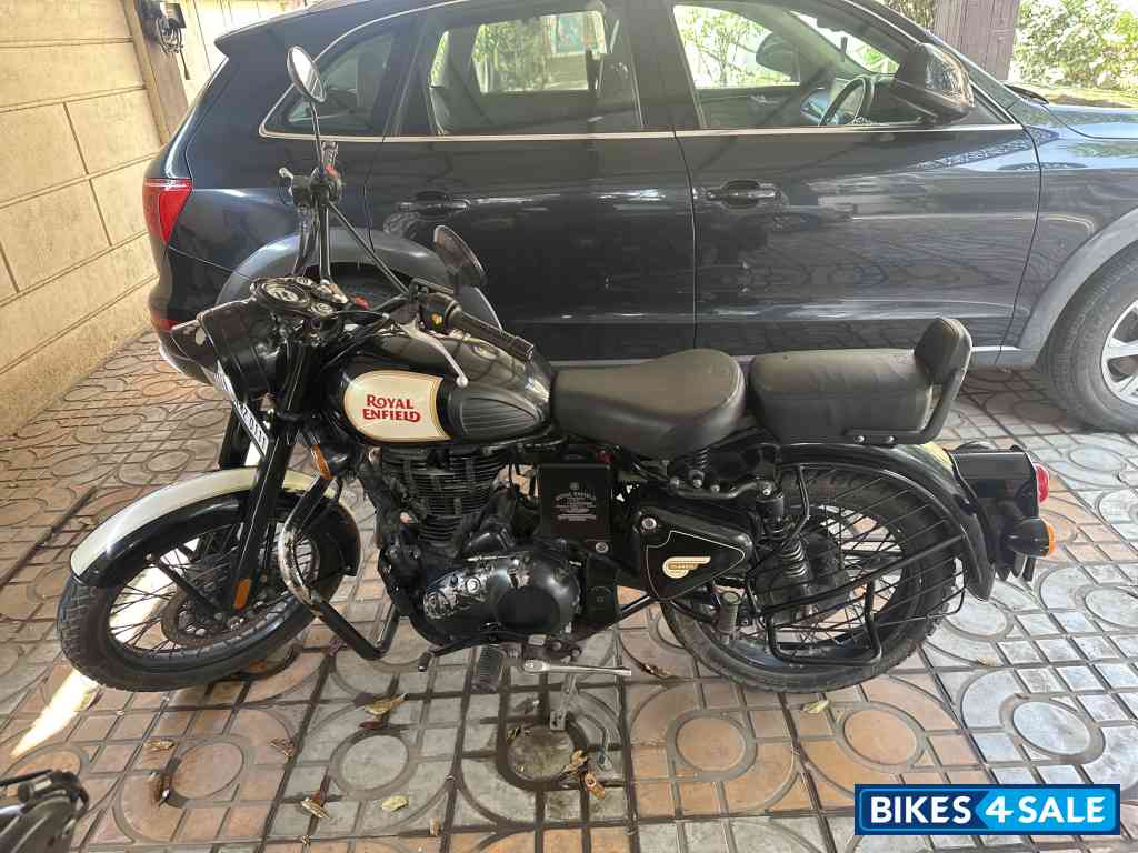Royal Enfield Classic 500