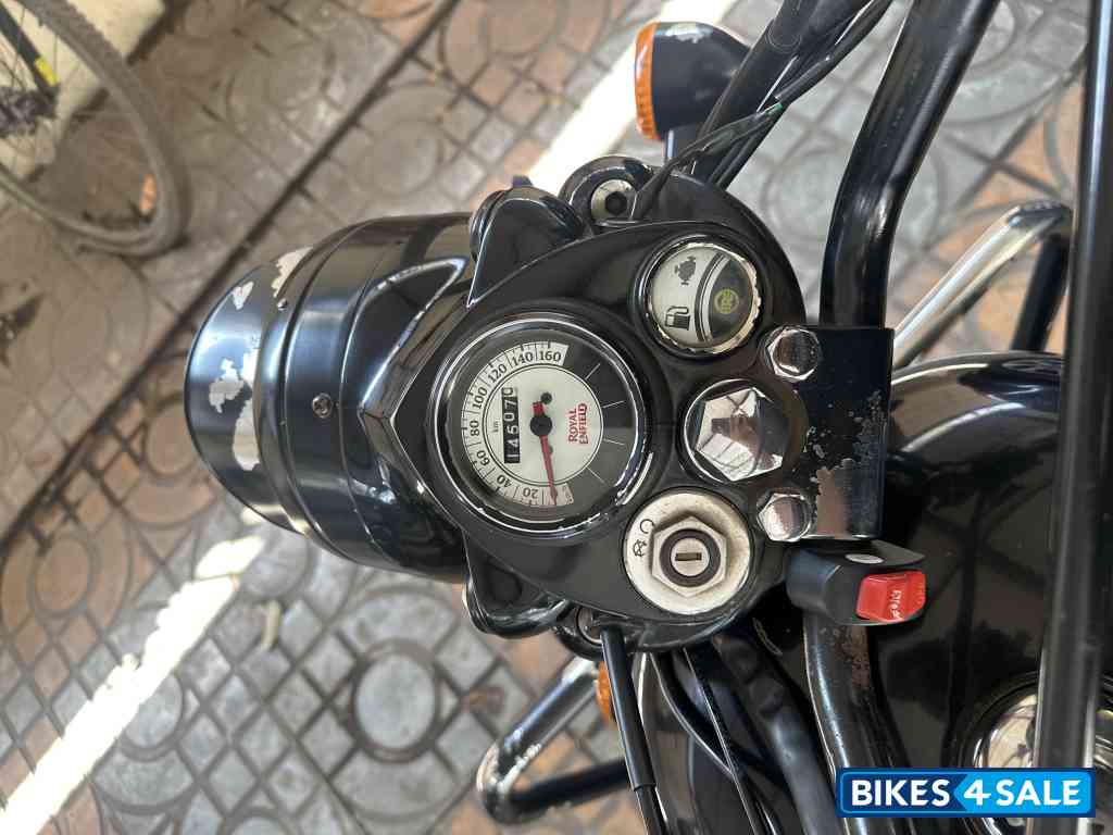 Royal Enfield Classic 500