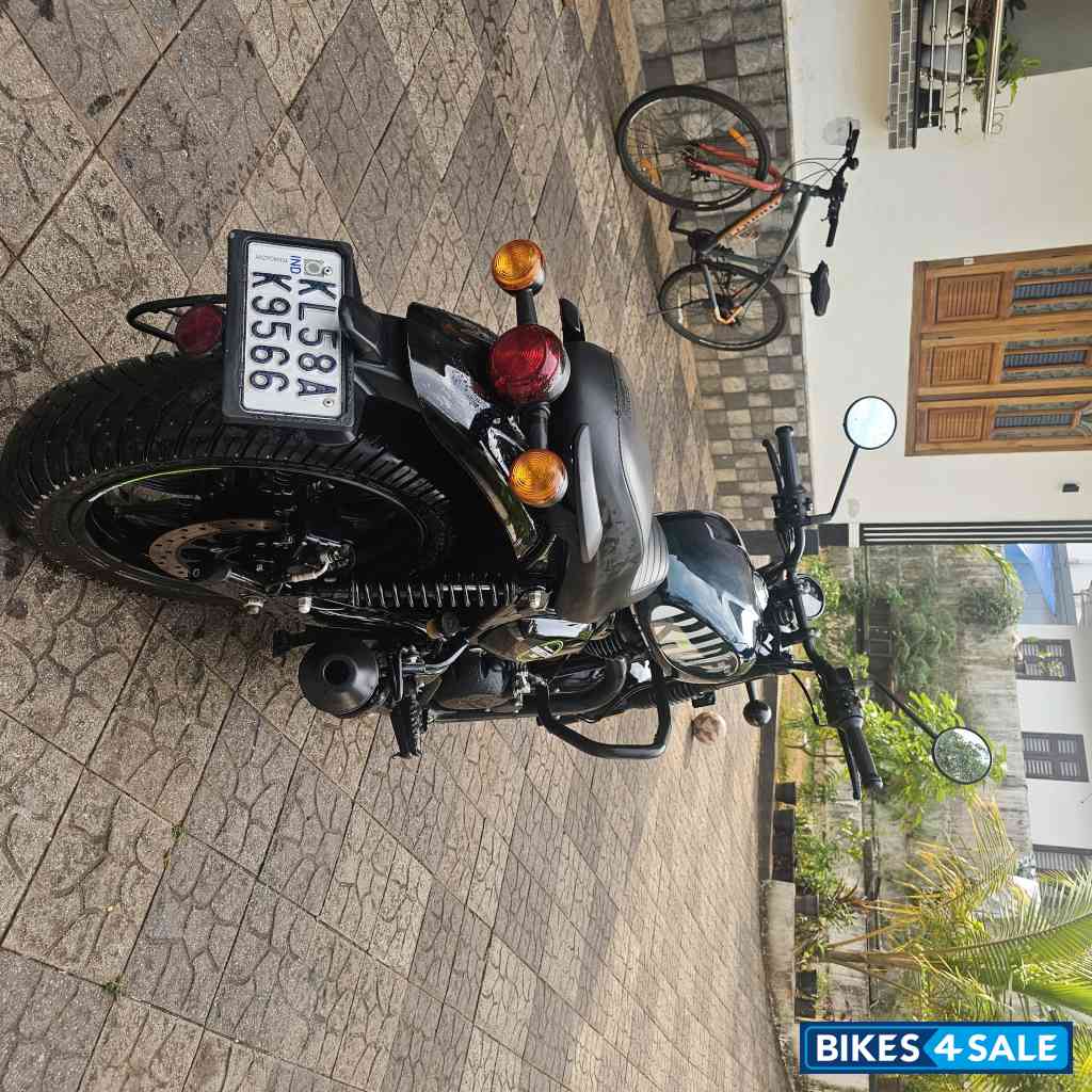 Royal Enfield Hunter 350 Metro