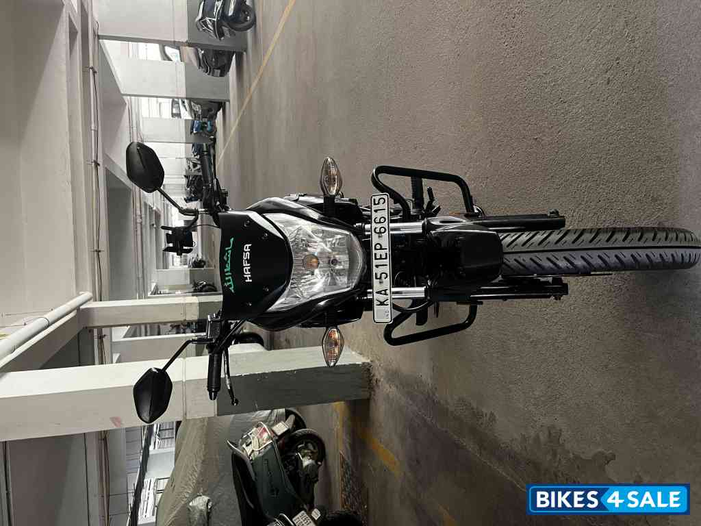 Black Honda CB Unicorn 160