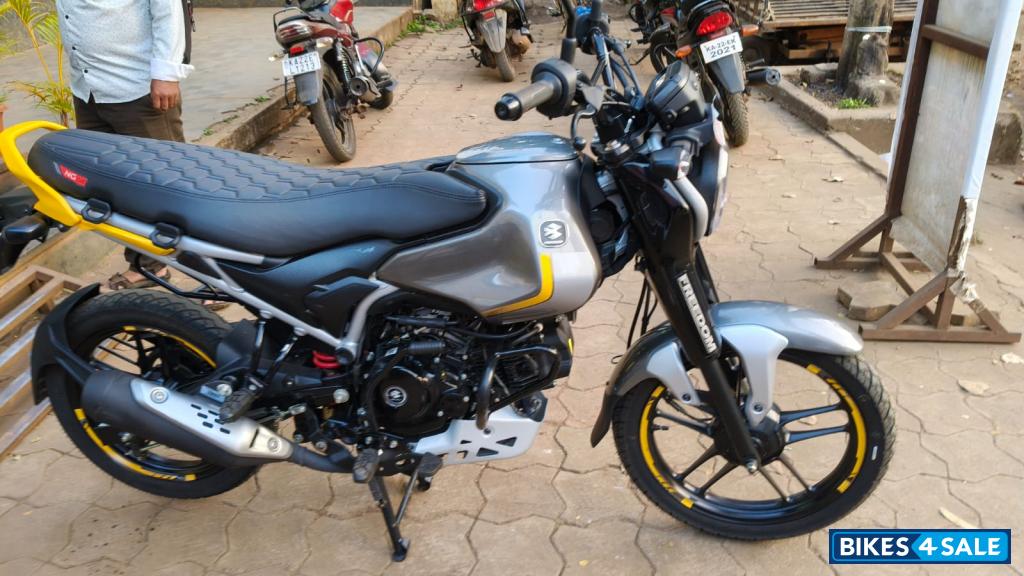 Grey Bajaj Freedom 125 NG04 Drum