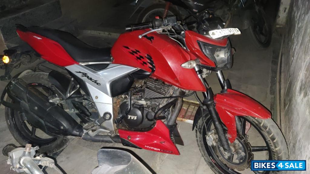 Racing Red TVS Apache RTR 160 4V