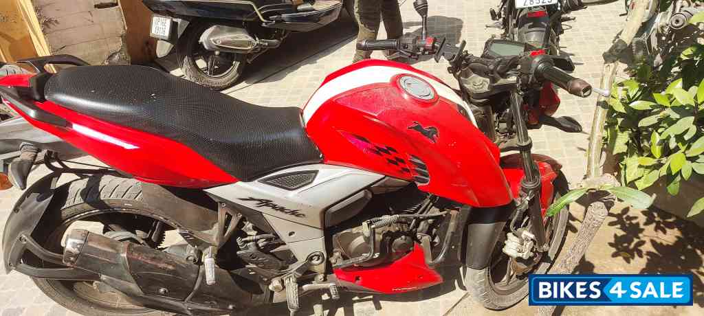 Racing Red TVS Apache RTR 160 4V