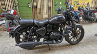 Matte Black Royal Enfield Classic Stealth Black