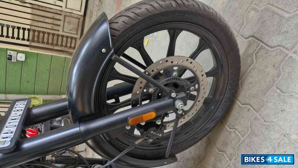 Matte Black Royal Enfield Classic Stealth Black Matte Black Royal Enfield Classic Stealth Black