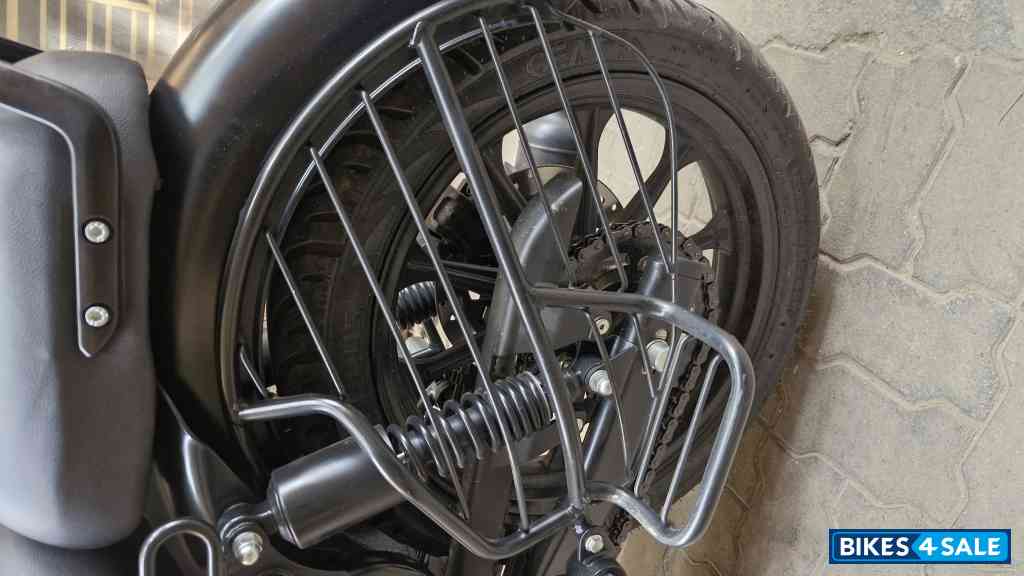 Matte Black Royal Enfield Classic Stealth Black Matte Black Royal Enfield Classic Stealth Black