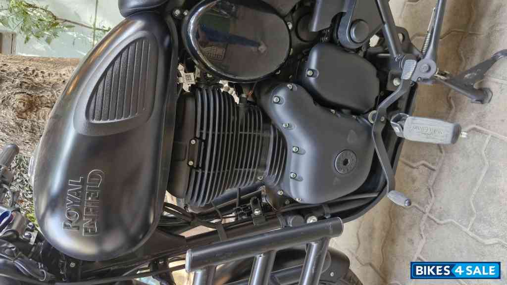 Matte Black Royal Enfield Classic Stealth Black Matte Black Royal Enfield Classic Stealth Black