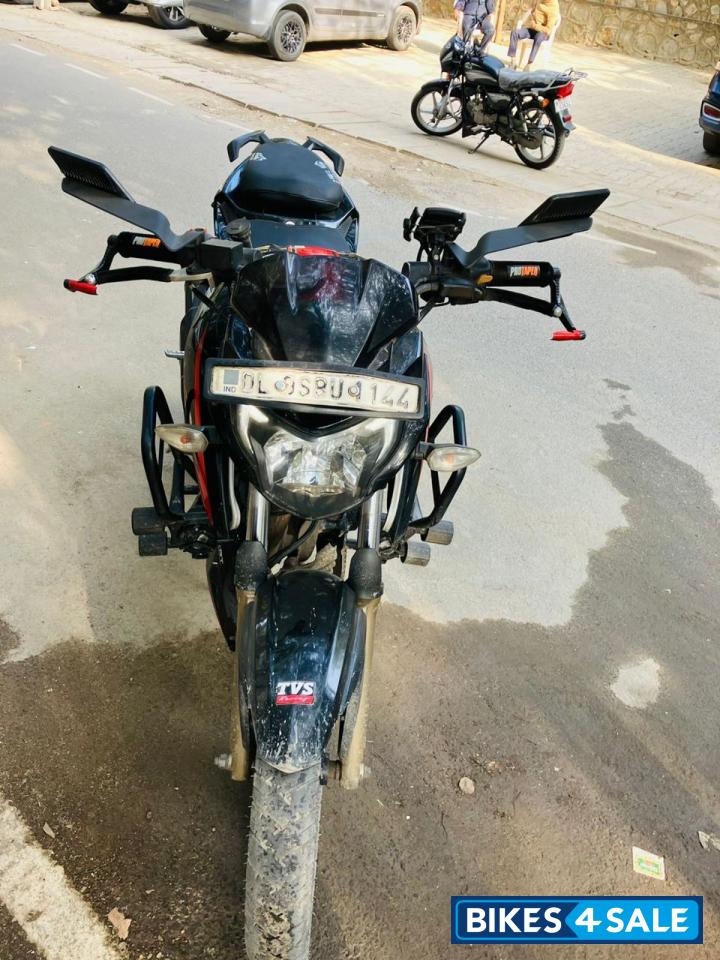 TVS Apache RTR 200 4V Race Edition 2.0