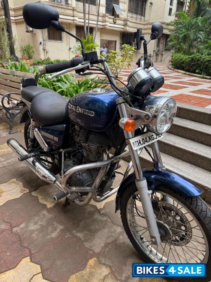 Royal Blue / Marine Royal Enfield Thunderbird 350