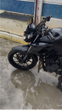 Yamaha FZ25