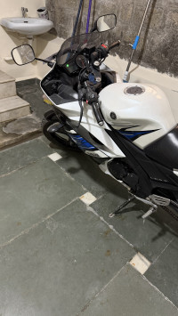 Yamaha YZF R15 V3