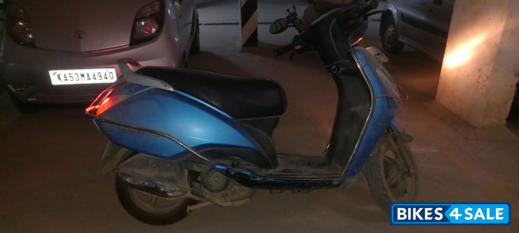 Blue TVS Jupiter BS6