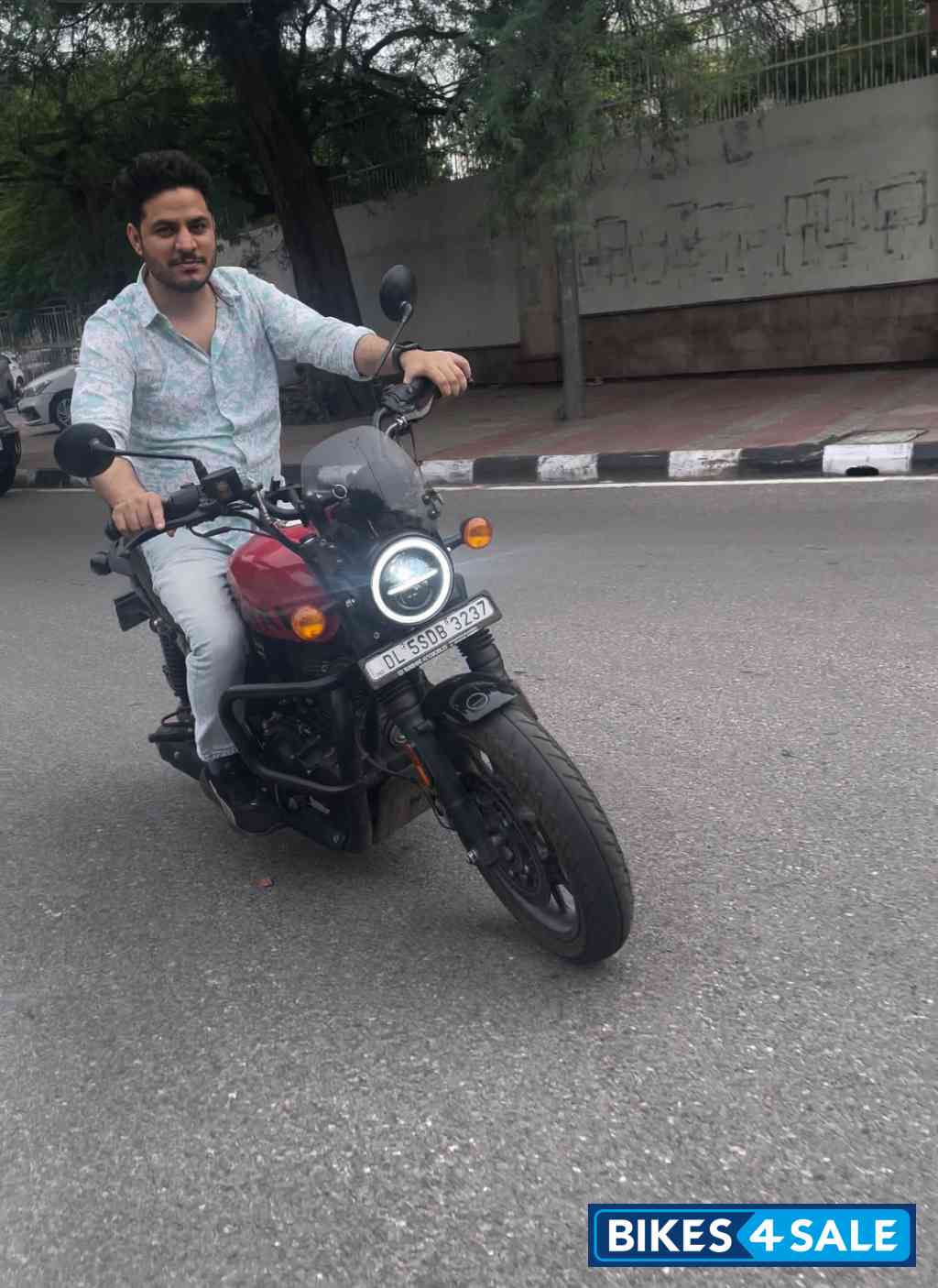 Red Black Royal Enfield Hunter 350 Metro