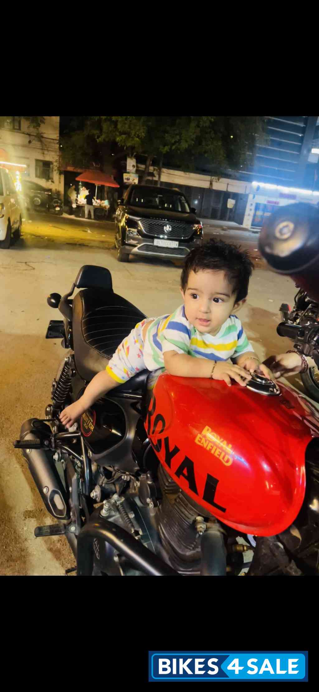 Red Black Royal Enfield Hunter 350 Metro