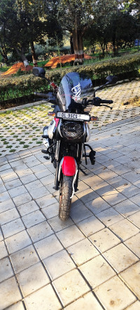 Racing Red Bajaj Freedom 125 NG04 Disc LED