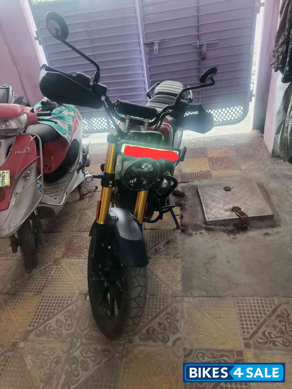 Triumph Scrambler 400 X