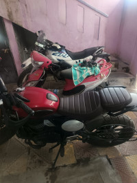 Triumph Scrambler 400 X