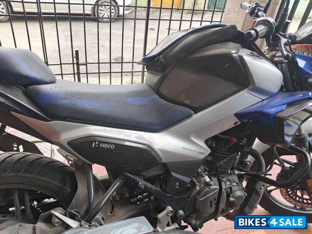 Cobalt Blue Hero Xtreme 125R