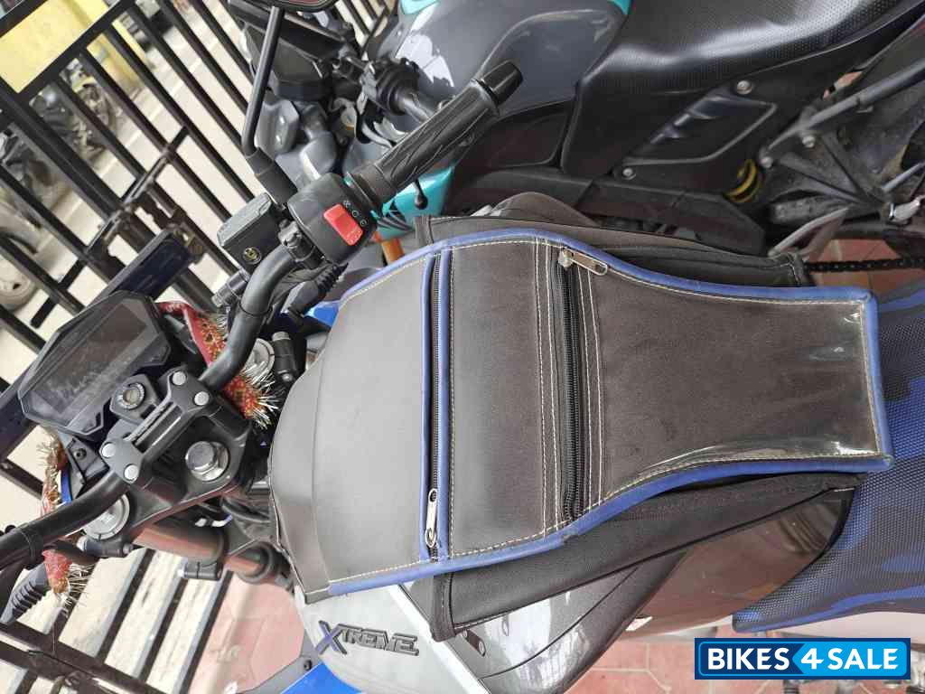 Cobalt Blue Hero Xtreme 125R
