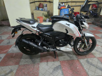 TVS Apache RTR 200 Fi 4V