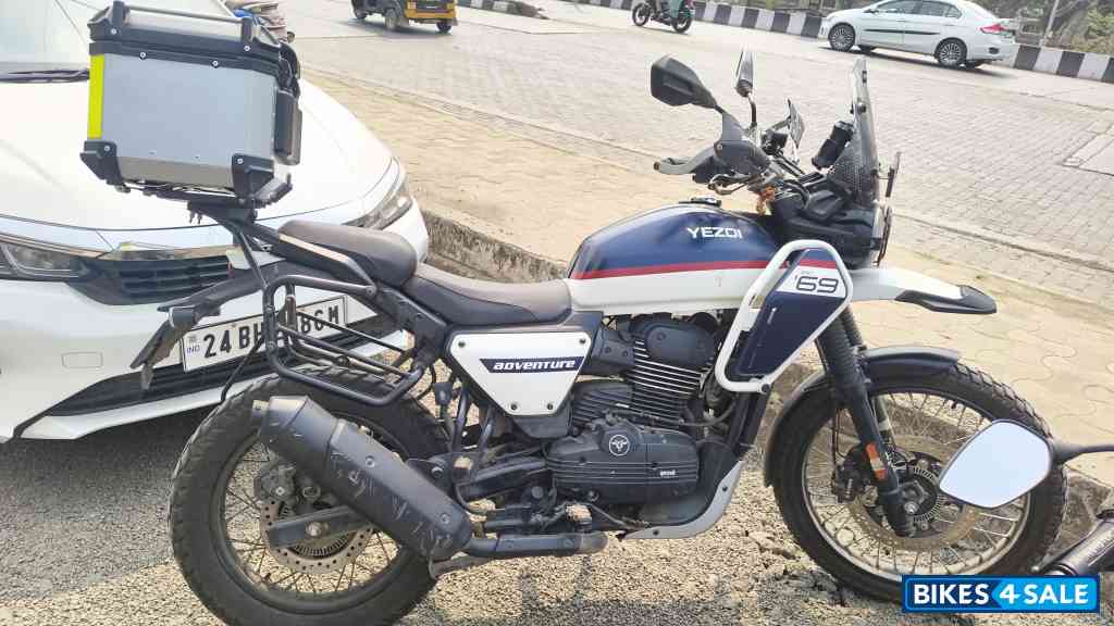 Yezdi Adventure 2025