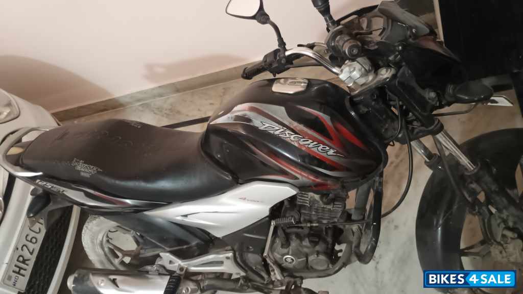 Bajaj Discover 125