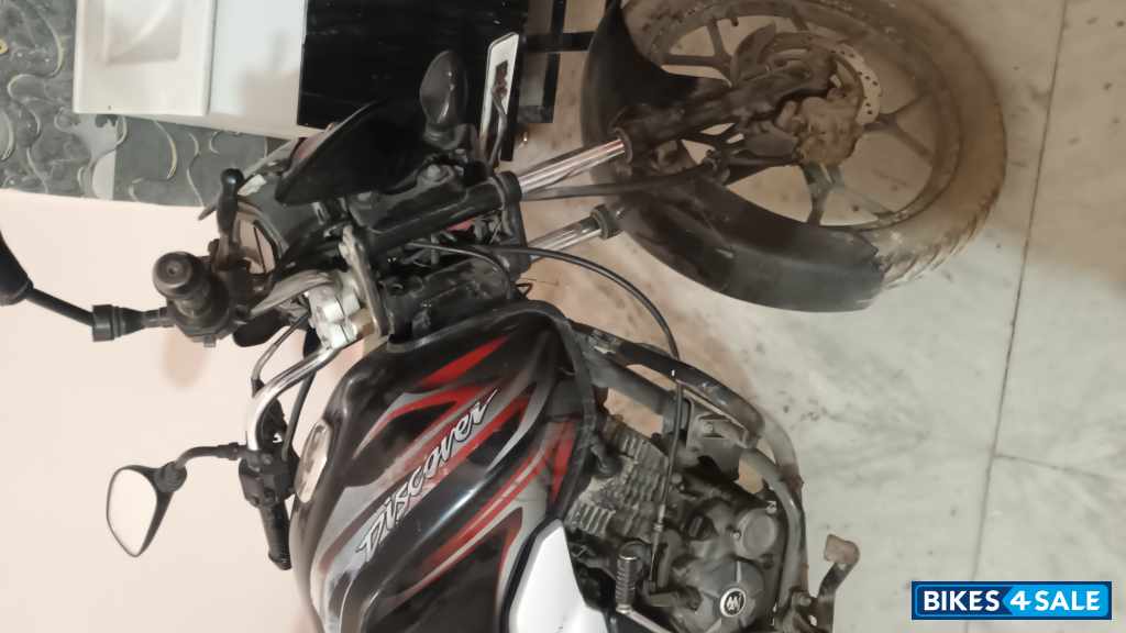 Bajaj Discover 125