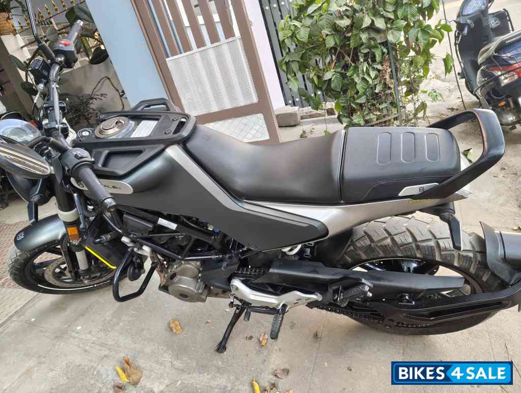 Husqvarna Svartpilen 250 2020