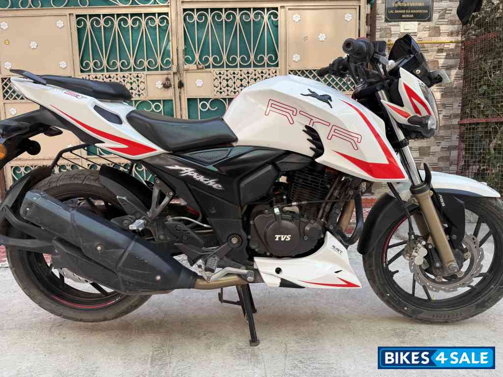 TVS Apache RTR 200 4V ABS