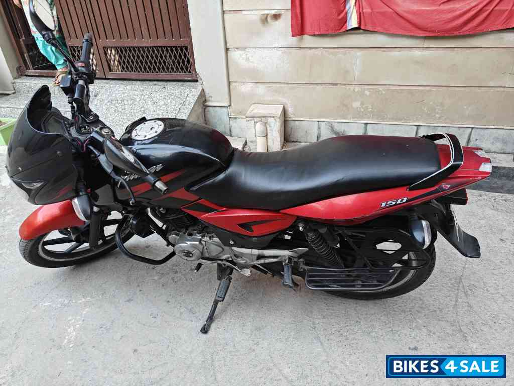 Red Black Bajaj Pulsar 150