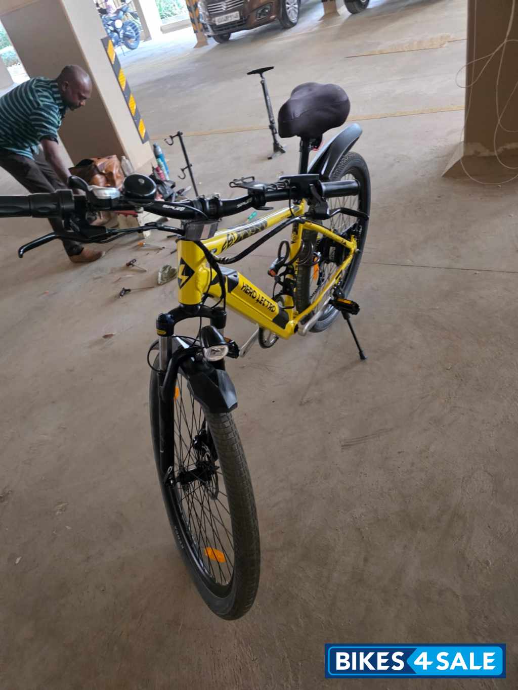 Hero Cycles Lectro F6I