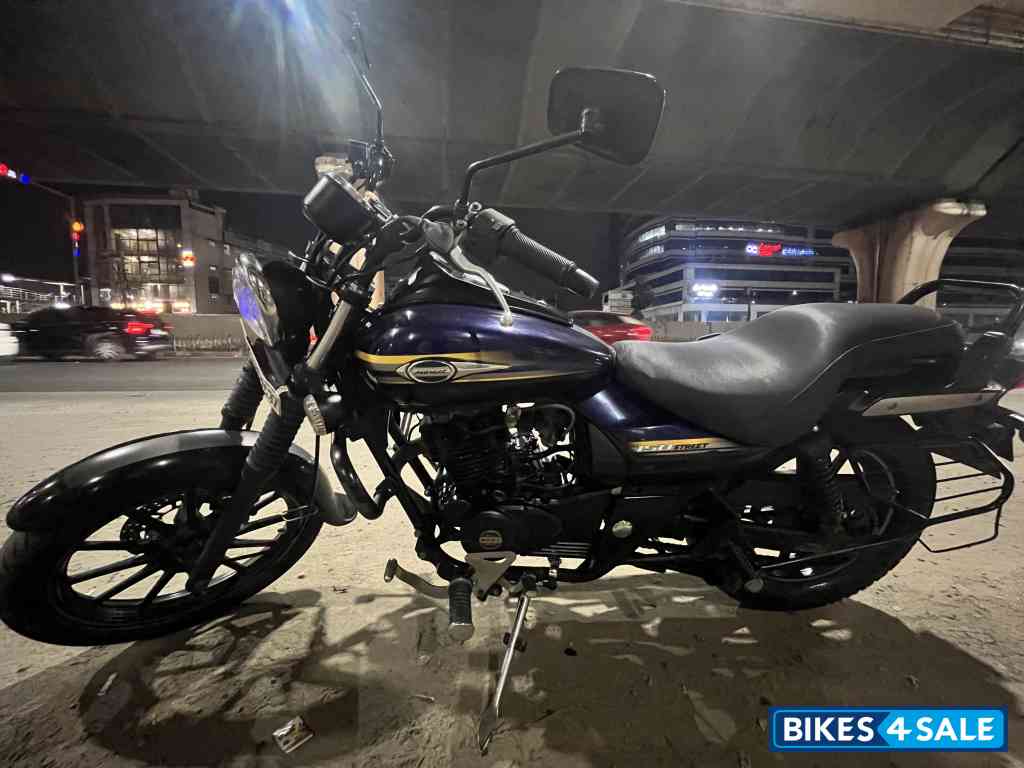 Bajaj Avenger Street 150
