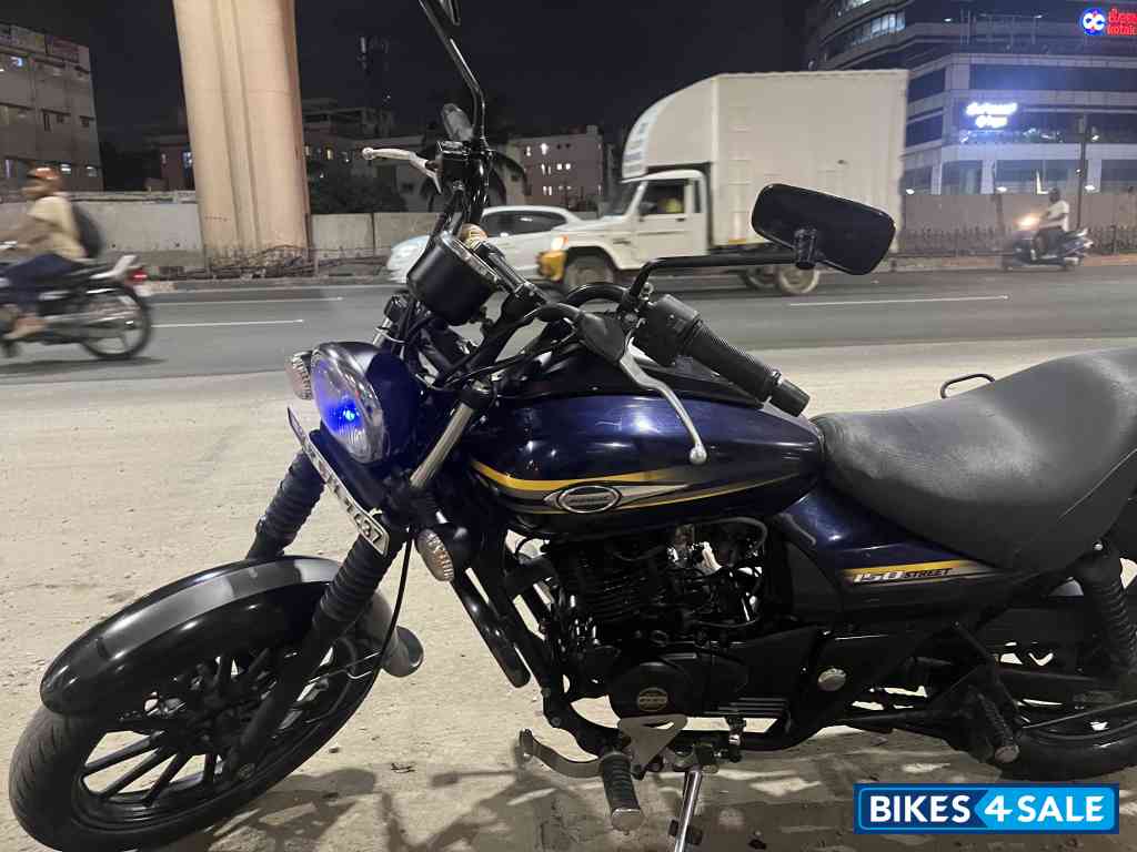 Bajaj Avenger Street 150