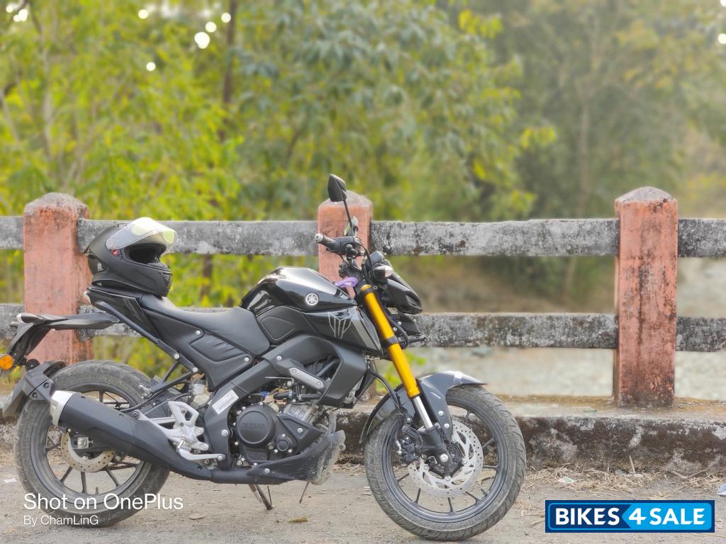 Metallic Black Yamaha MT-15 Ver 2.0