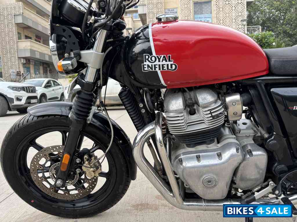 Red Royal Enfield Interceptor 650 Twin