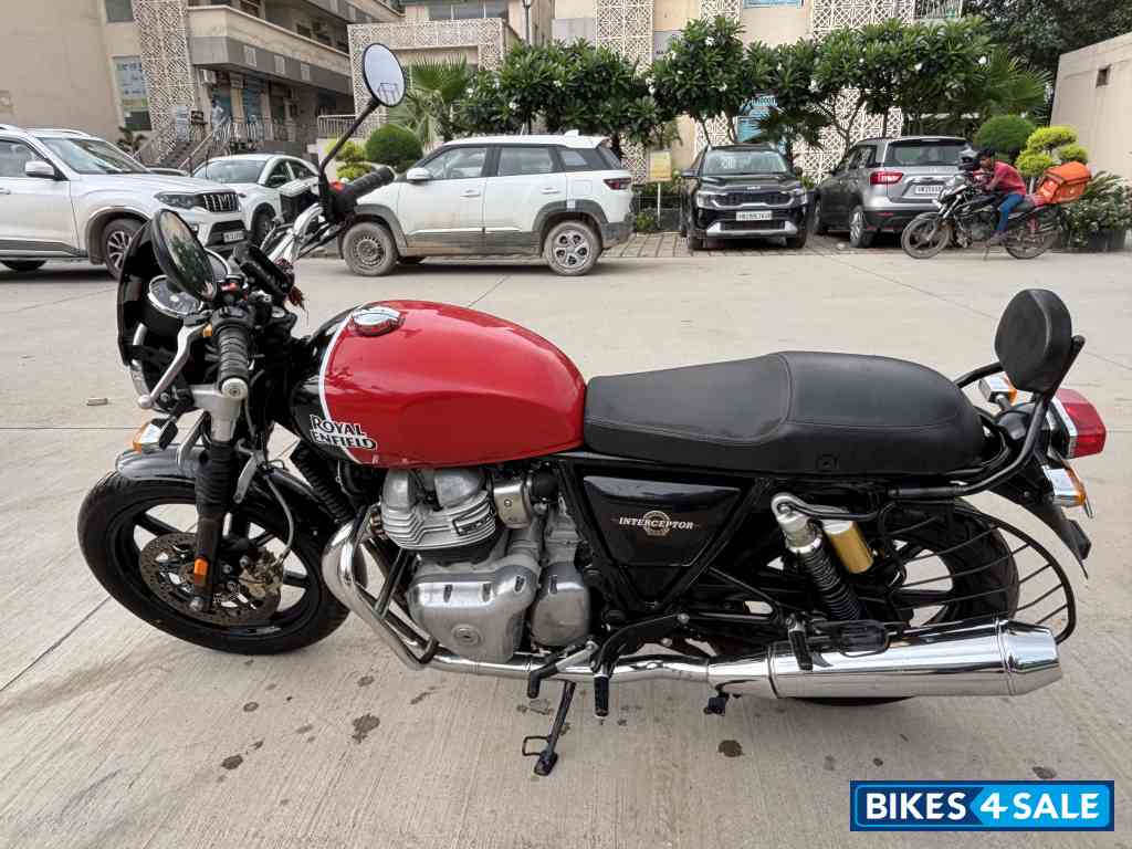 Red Royal Enfield Interceptor 650 Twin