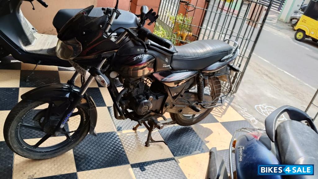 Bajaj Discover 125